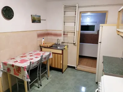 bucatarie cu masa casa vanzare cumparare Sector 1 Bucuresti
